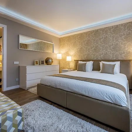 Lägenhet Hills Park Luxury *